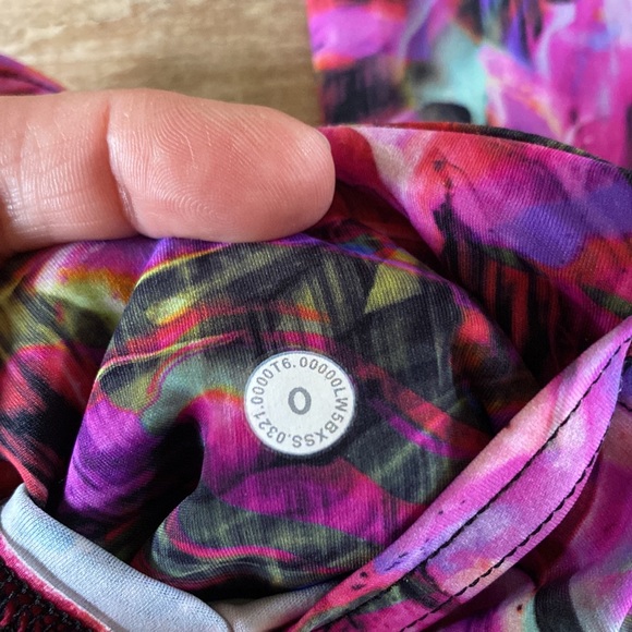 Lululemon Fast and Free High rise Tight 25” - Picture 4 of 11